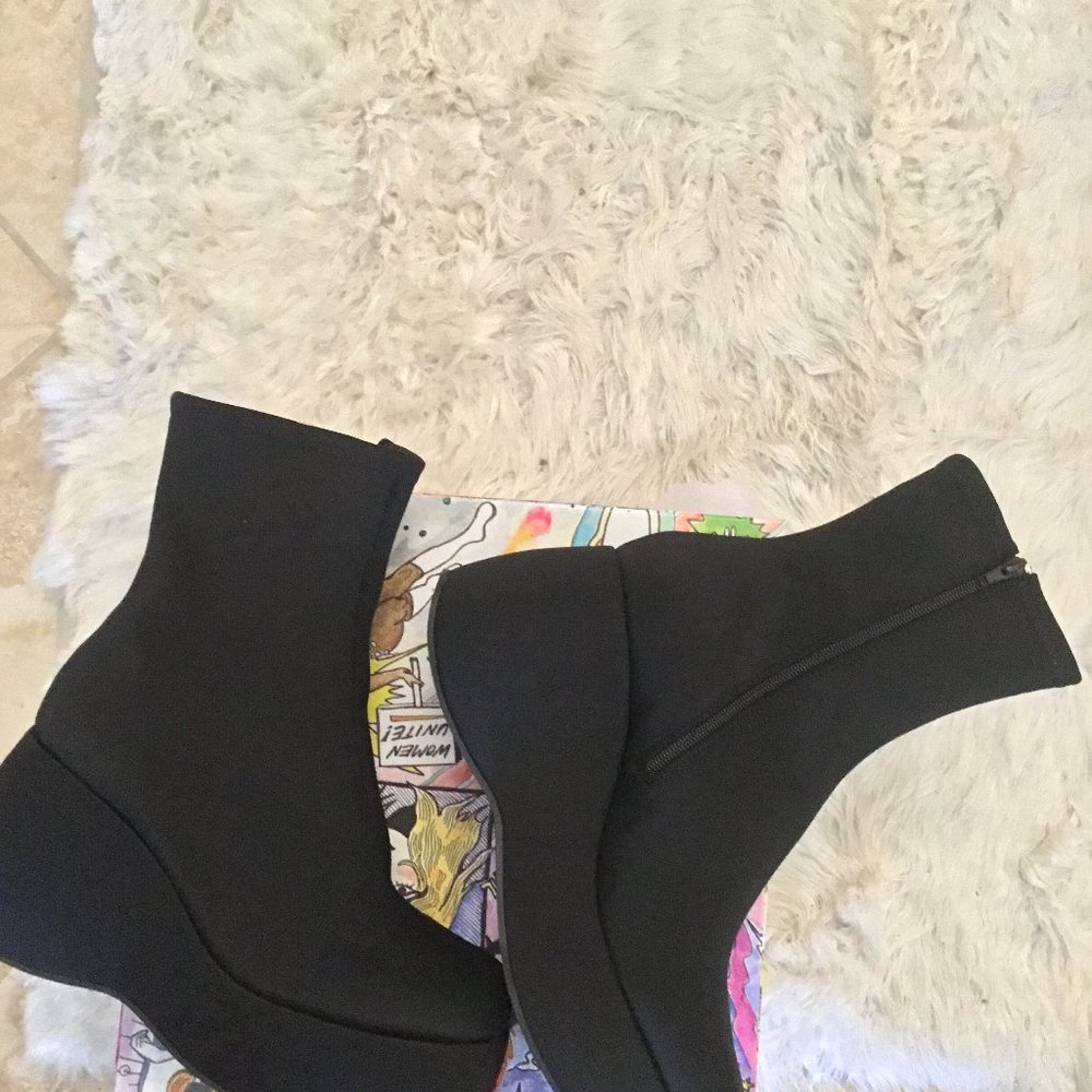 Jeffrey Cambell Alita Boots size 12 New